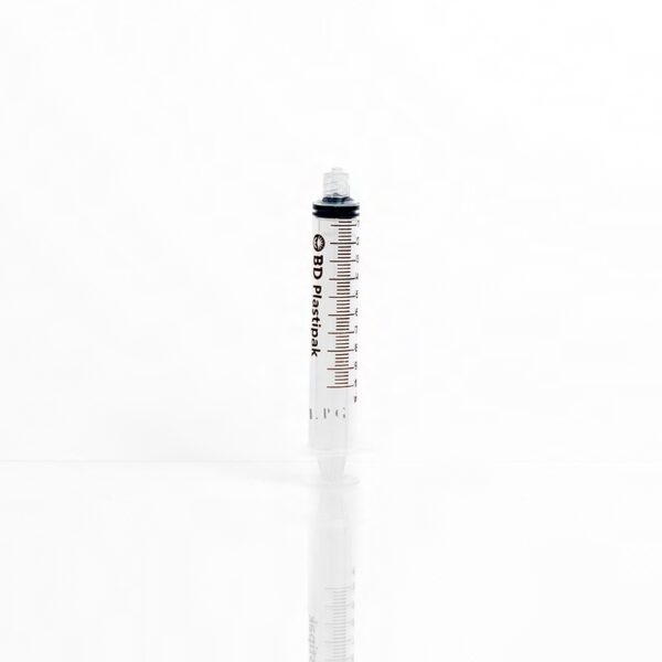 Terumo Luer Lock Syringe 1 x 10ml - Image 2